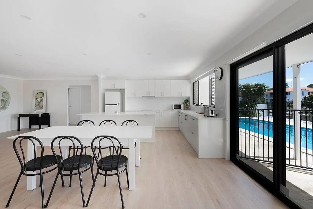 4br Waterfront Vacation In Broadbeach Waters Prázdninový dům Gold Coast