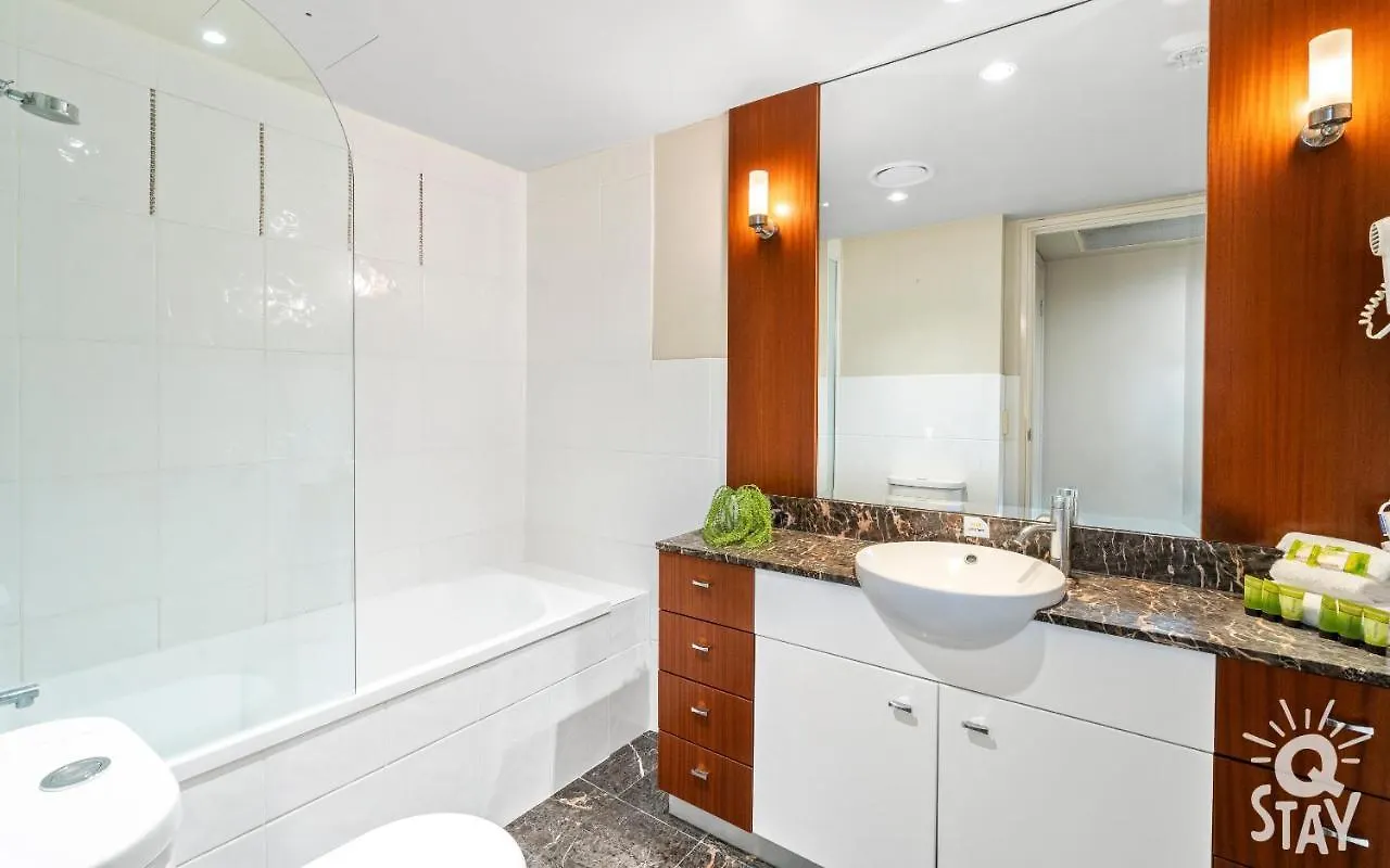 2 Bedroom Ocean View At Chevron Reniassance *