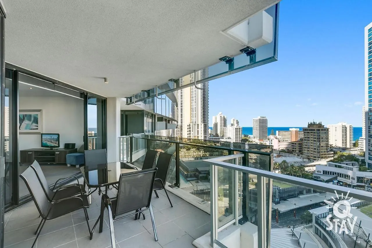Spectacular Family Kids Free 3 Bedroom Ocean At Circle On Cavill - Q Appartement *