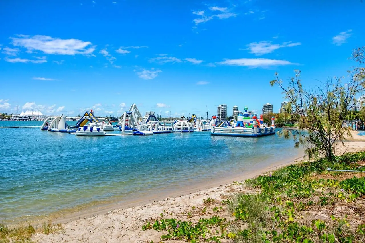Apartman Modern Contemporary Southport - Coasthm Gold Coast