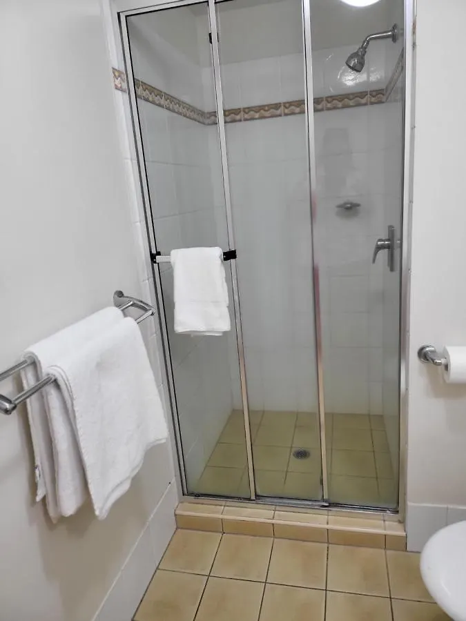 Best Ground Floor Pool Side Superior - New Listing Gold Coast