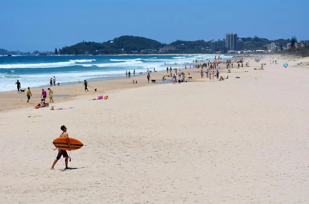 Burleigh Point 3*