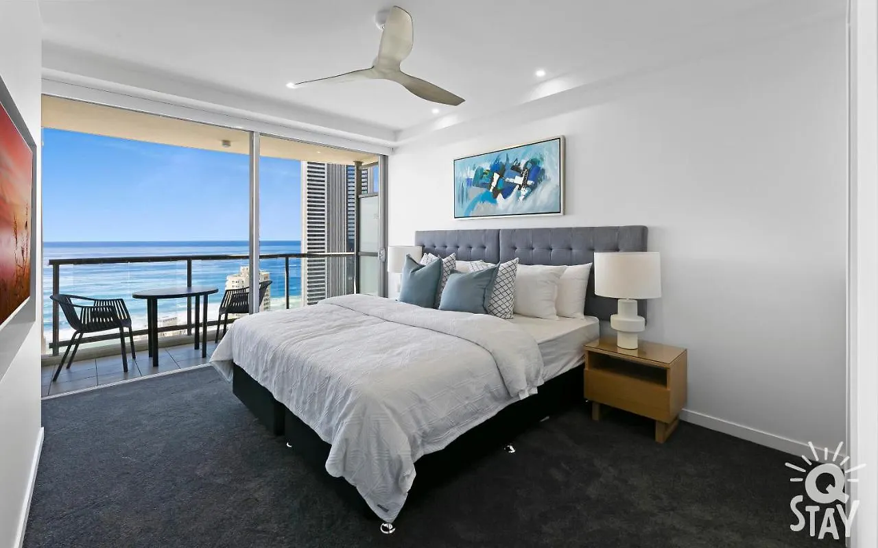 Chevron Renaissance - 3 Bedroom - Q *
