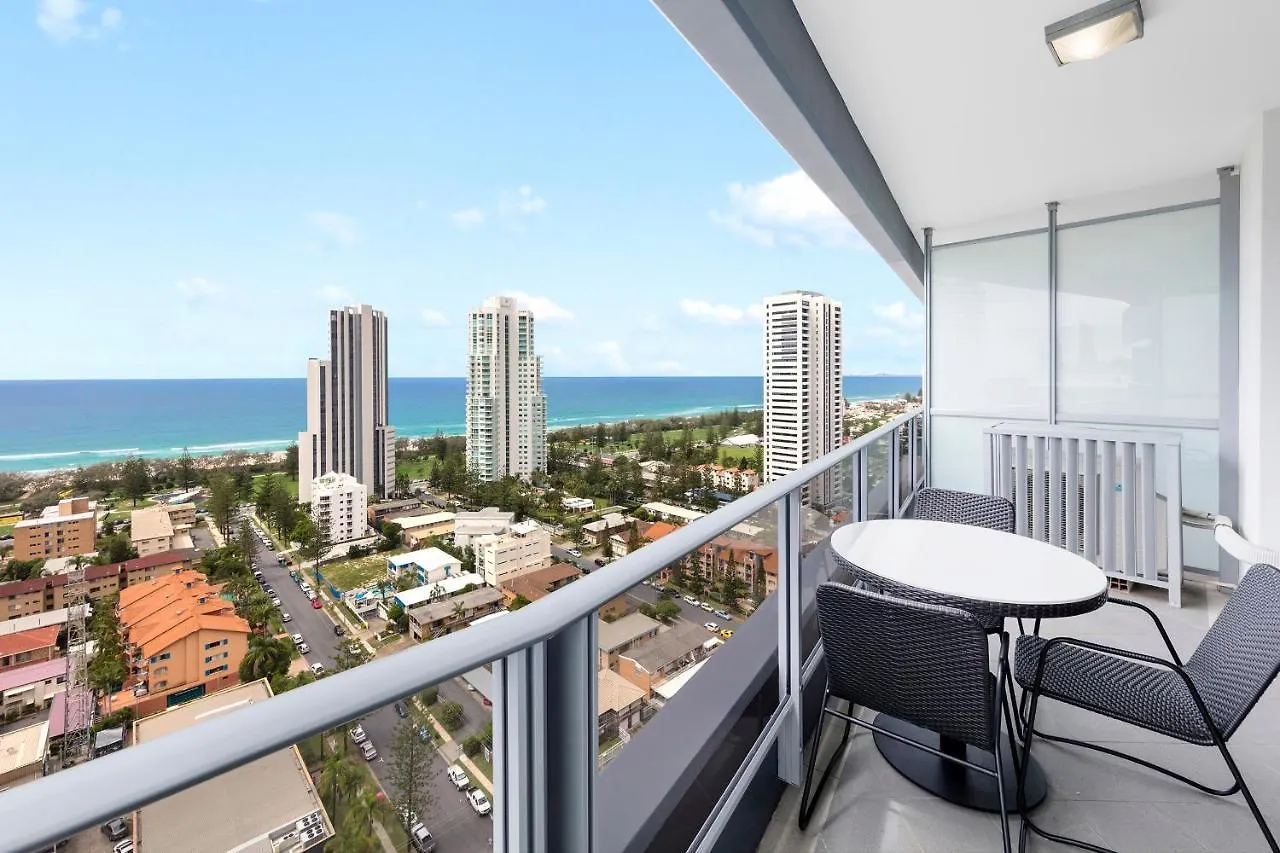 Meriton Broadbeach Szálloda 5*