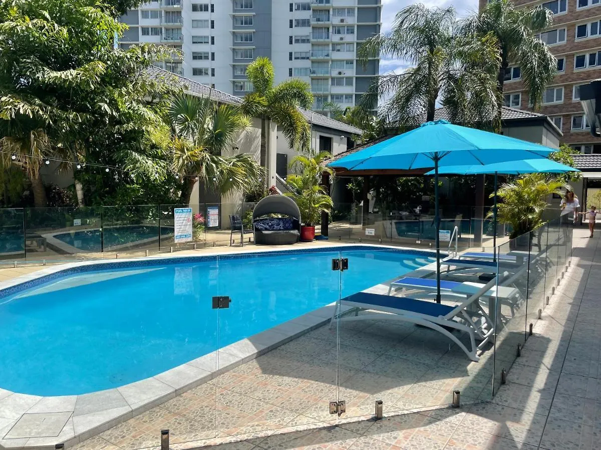 Burleigh Palms Lägenhetshotell 3*