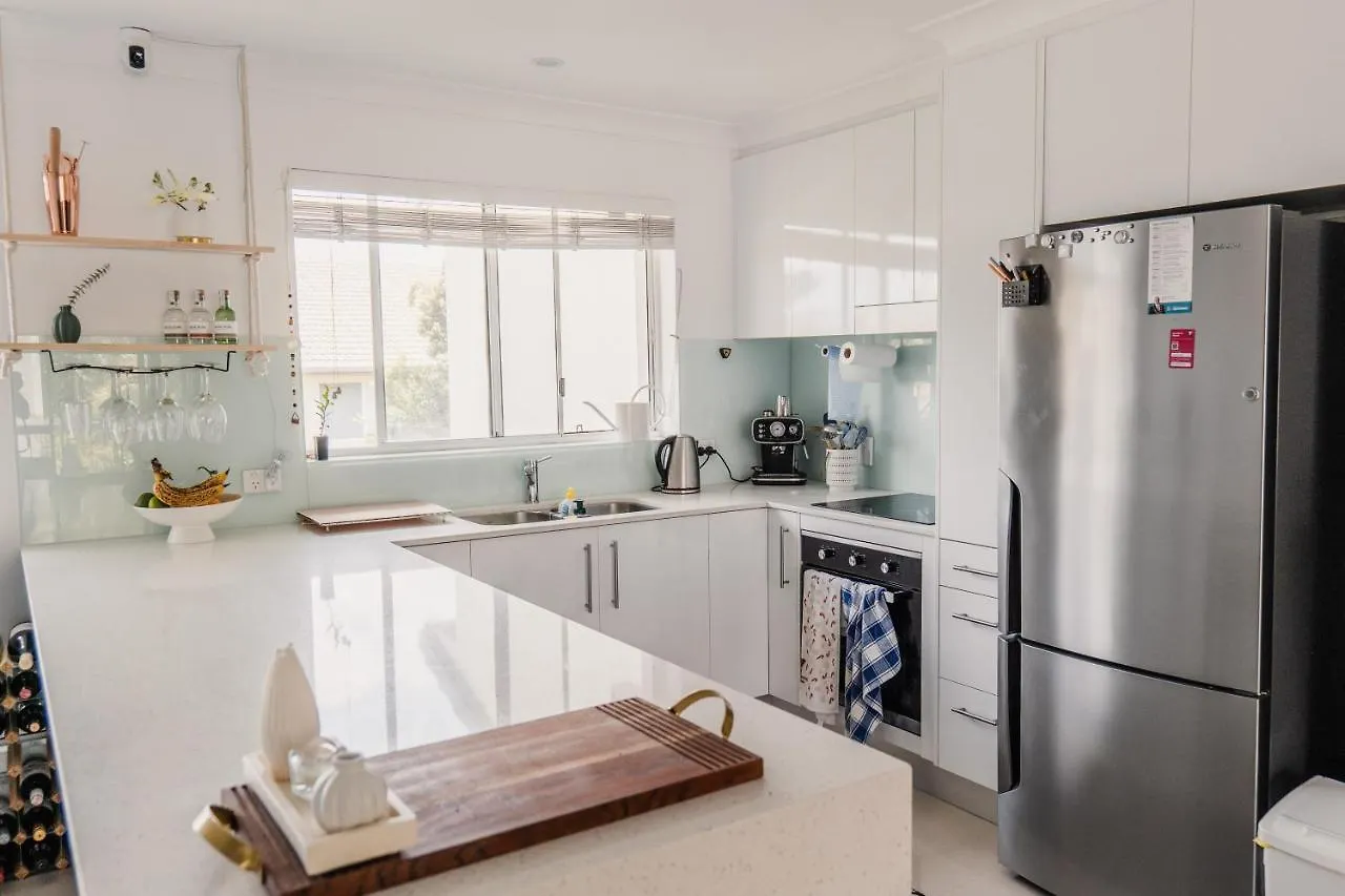 Apartment Heart Of Burleigh - Perfect Location With Pools