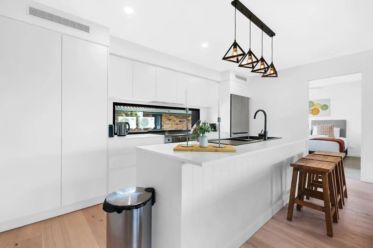 New 3br Burleigh Townhome With Private Rooftop! Villa Gold Coast