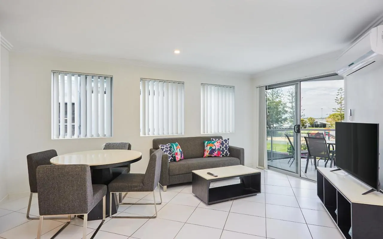 Comfort Two Bedroom Next To Water Park In Southport Apartment Gold Coast