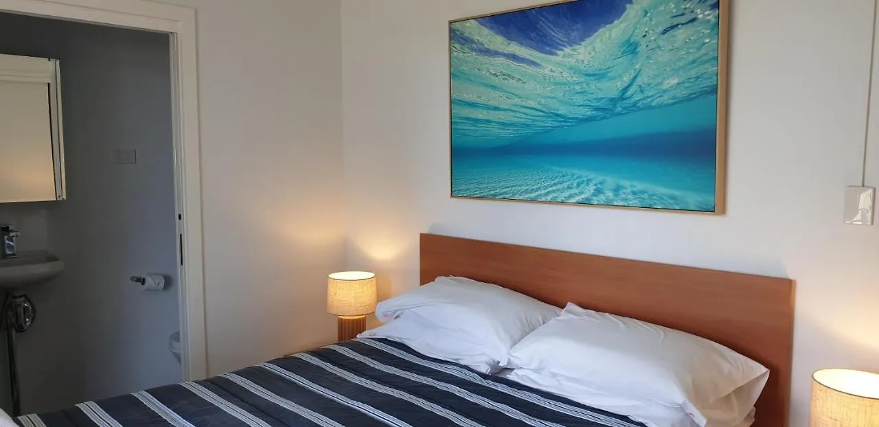 Apartahotel Wyuna Beachfront Gold Coast