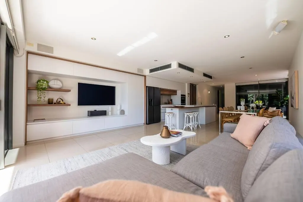 Apartmán Stunning Coastal Retreat With Pool & Car Park Gold Coast