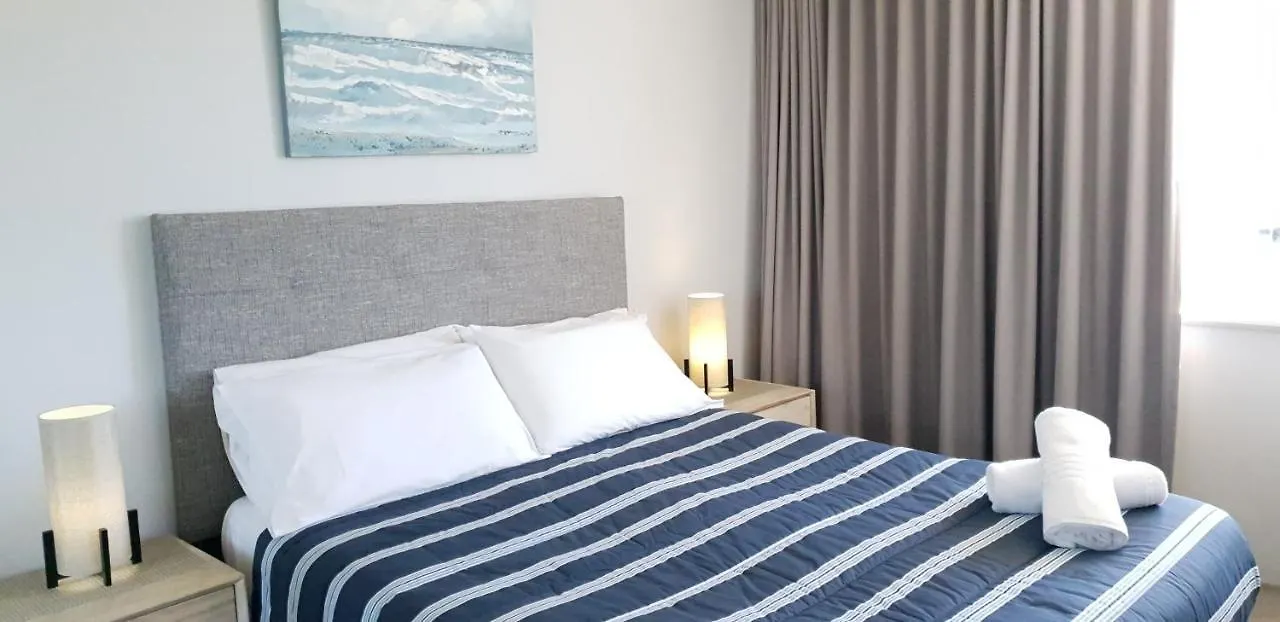 Wyuna Beachfront Apartahotel Gold Coast