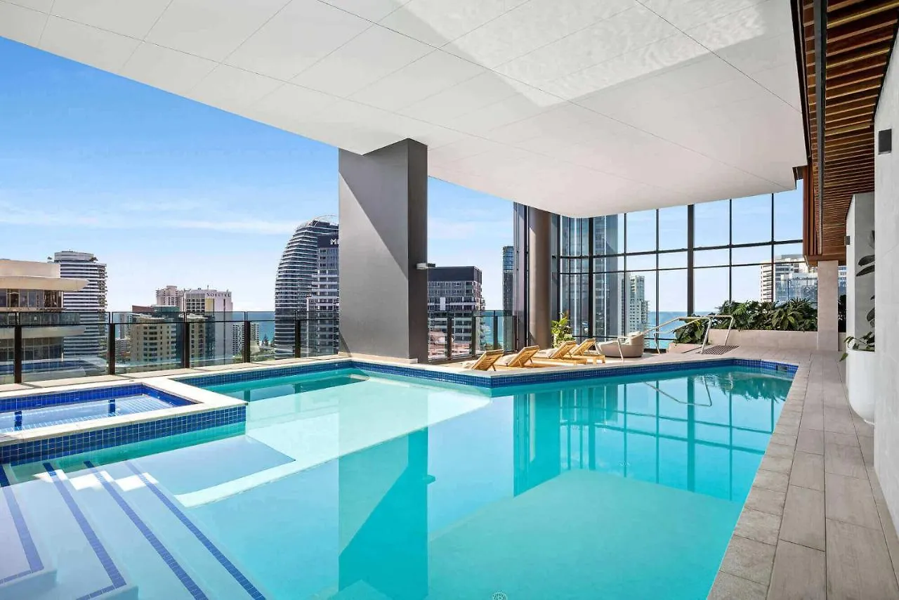 2 Bedroom 1 Bathroom Private At Casino - Paid Parking Only * Gold Coast