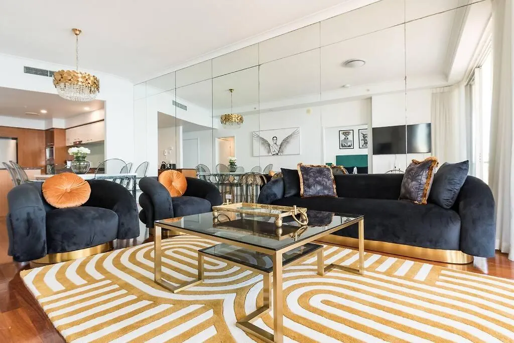 Breathtaking Views From Stunning 42nd Floor Skyhome & Living * Gold Coast