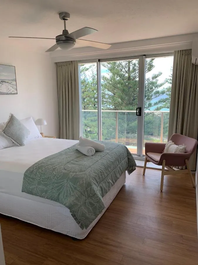 Pacific Regis Beachfront 4* Gold Coast