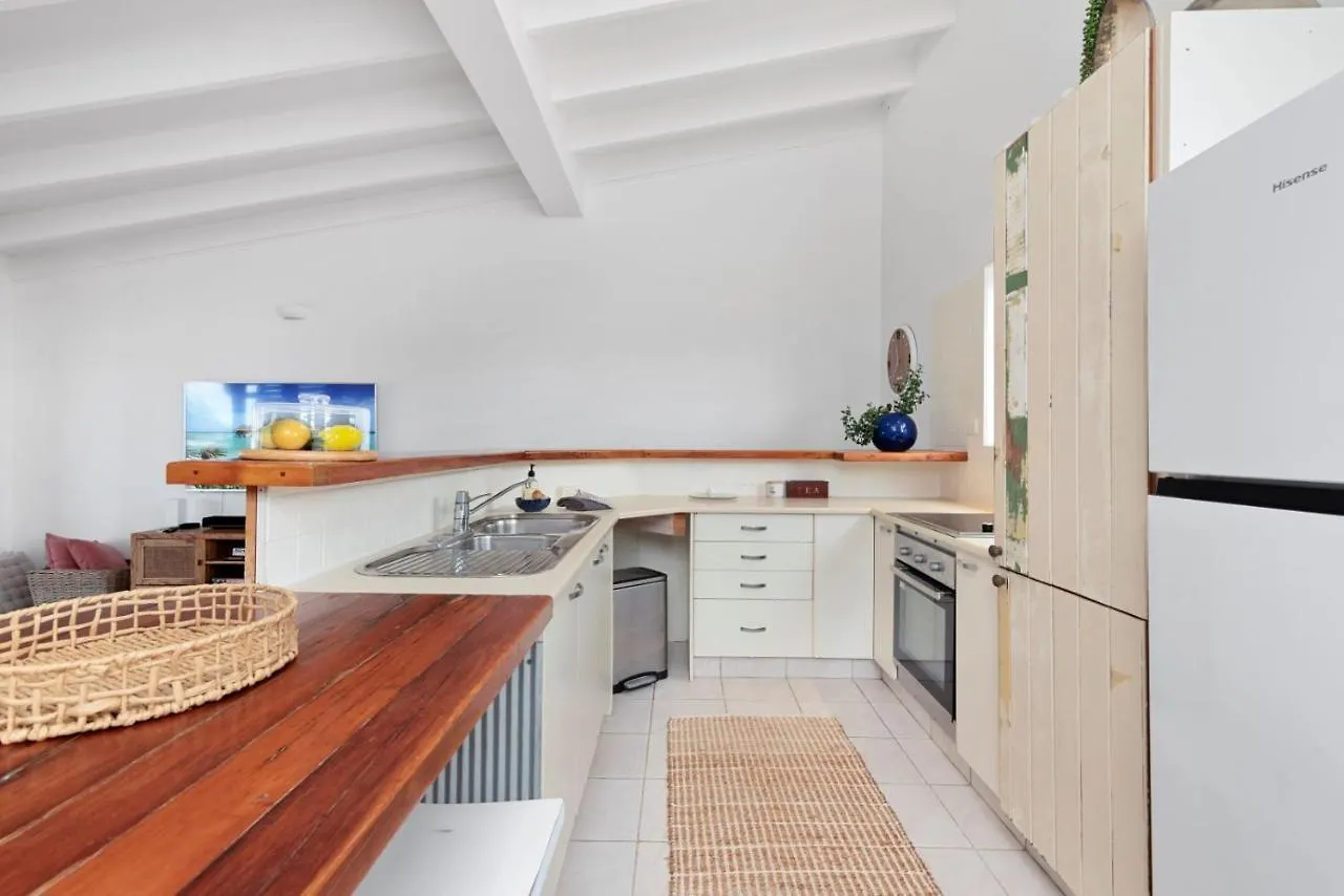 Castaway In Tugun *