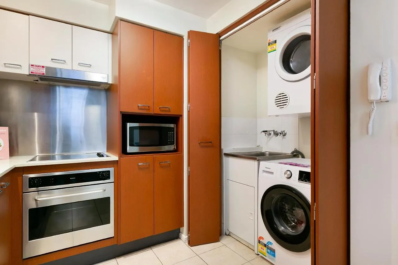 Iconic Chevron Renaissance Private Daire