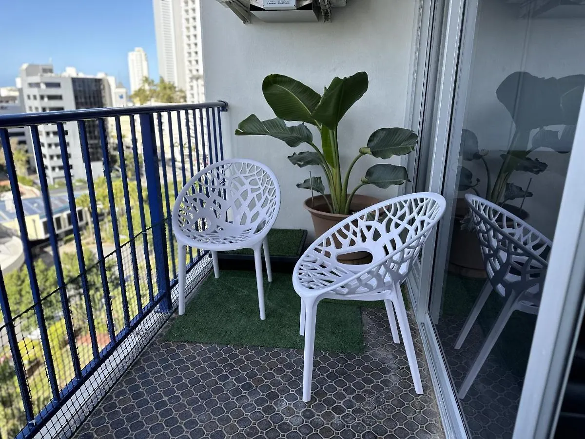 Apartahotel Condor Ocean View Surfers Paradise