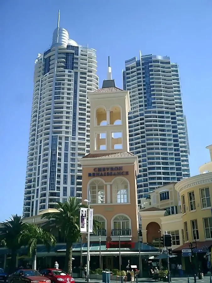 Iconic Chevron Renaissance Private Daire Gold Coast
