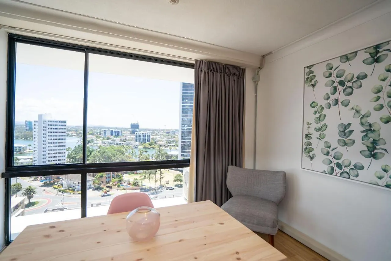 Large Surfers Paradise With Fantastic Views Gold Coast
