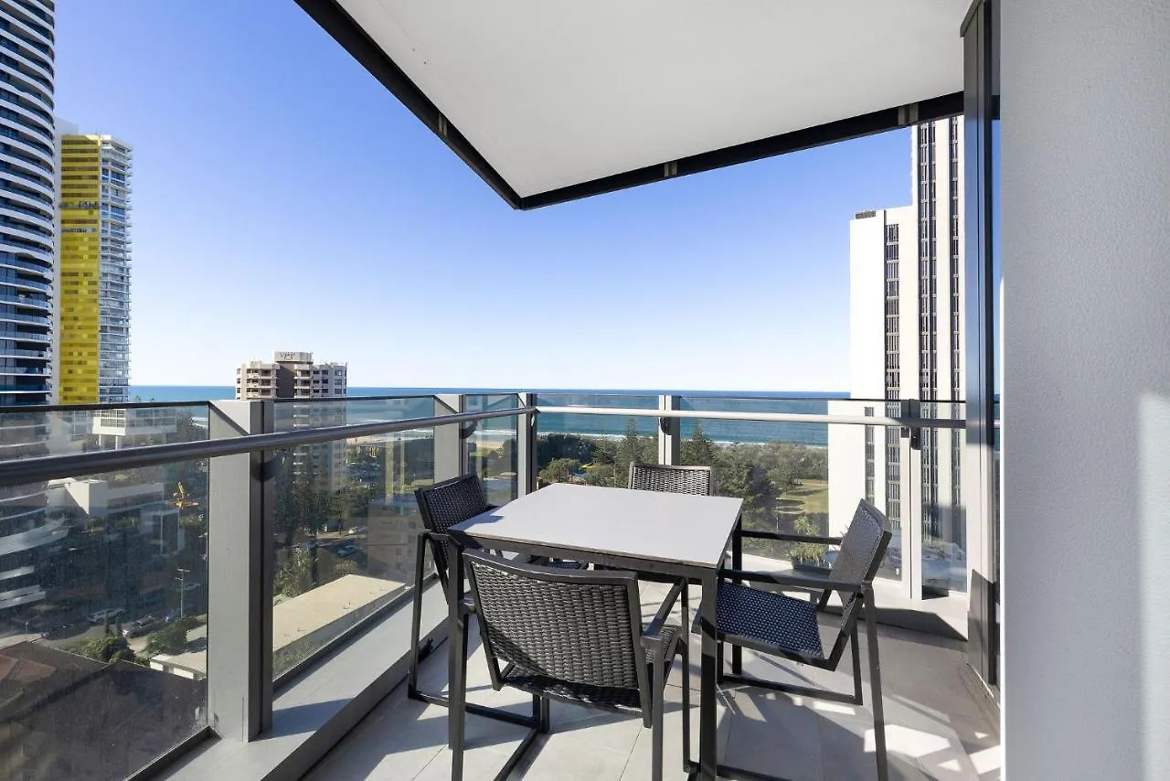 Ultiqa Signature At Broadbeach *