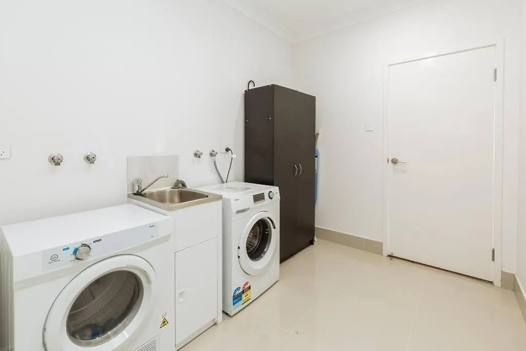 בית נופש Spacious Modern And Cozy 3bd Townhouse At Great Location גולד קוסט