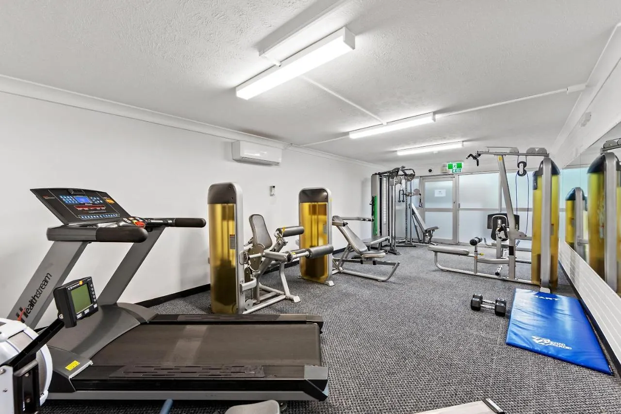 Aparthotel Burleigh Tower 4*