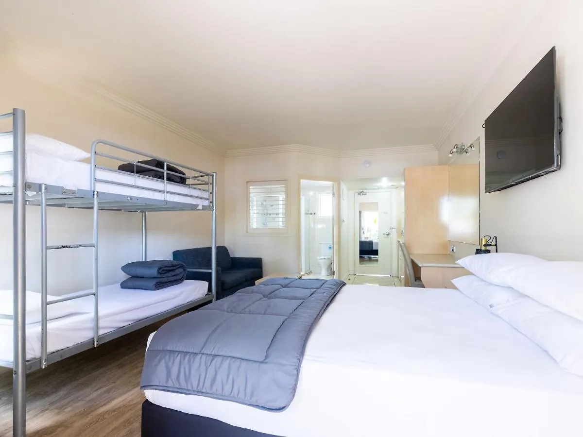 Kompleks wypoczynkowy Nrma Treasure Island 4*