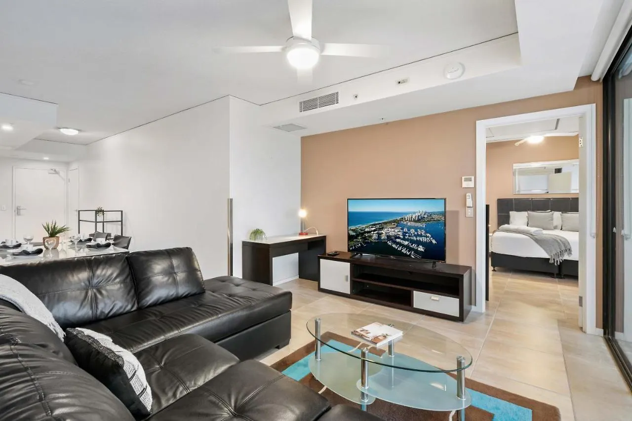 Sierra Grand Broadbeach - Self Contained & Privately Managed *