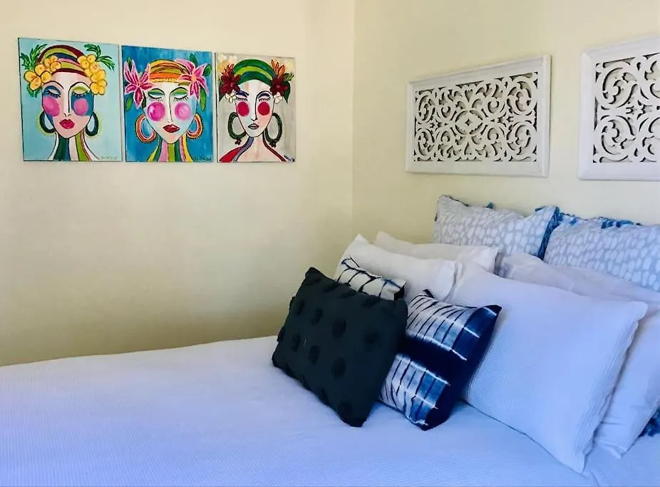 Townhouse Surfers Paradise