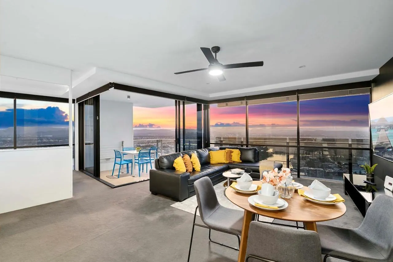 Apartamento Converted Two Bedroom - No Parking - Hinterland View - Circle On Cavill - Self Contained, Privately Managed