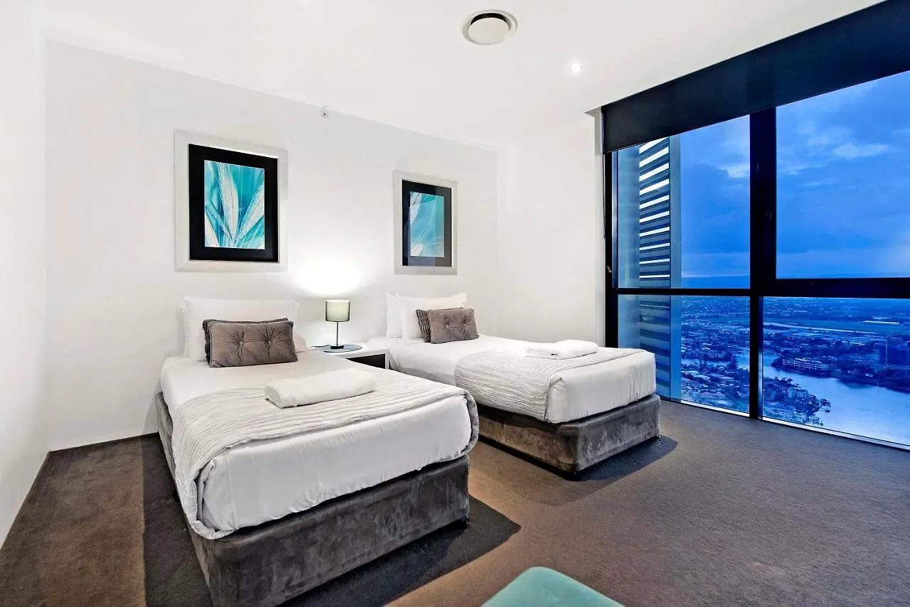 شقة Ocean View Sub Penthouses - Circle On Cavill - Self Contained & Privately Managed *