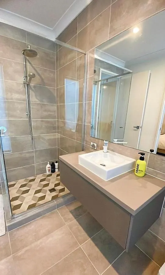 Quarto em Acomodações Particulares Grand Residences Near Helensvale Train
