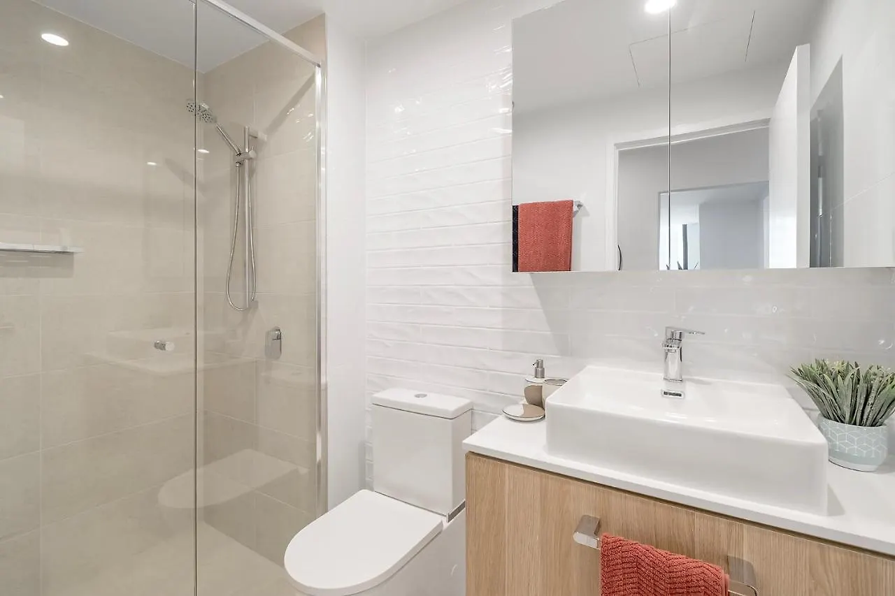 Essentia Surfers Paradise * Gold Coast