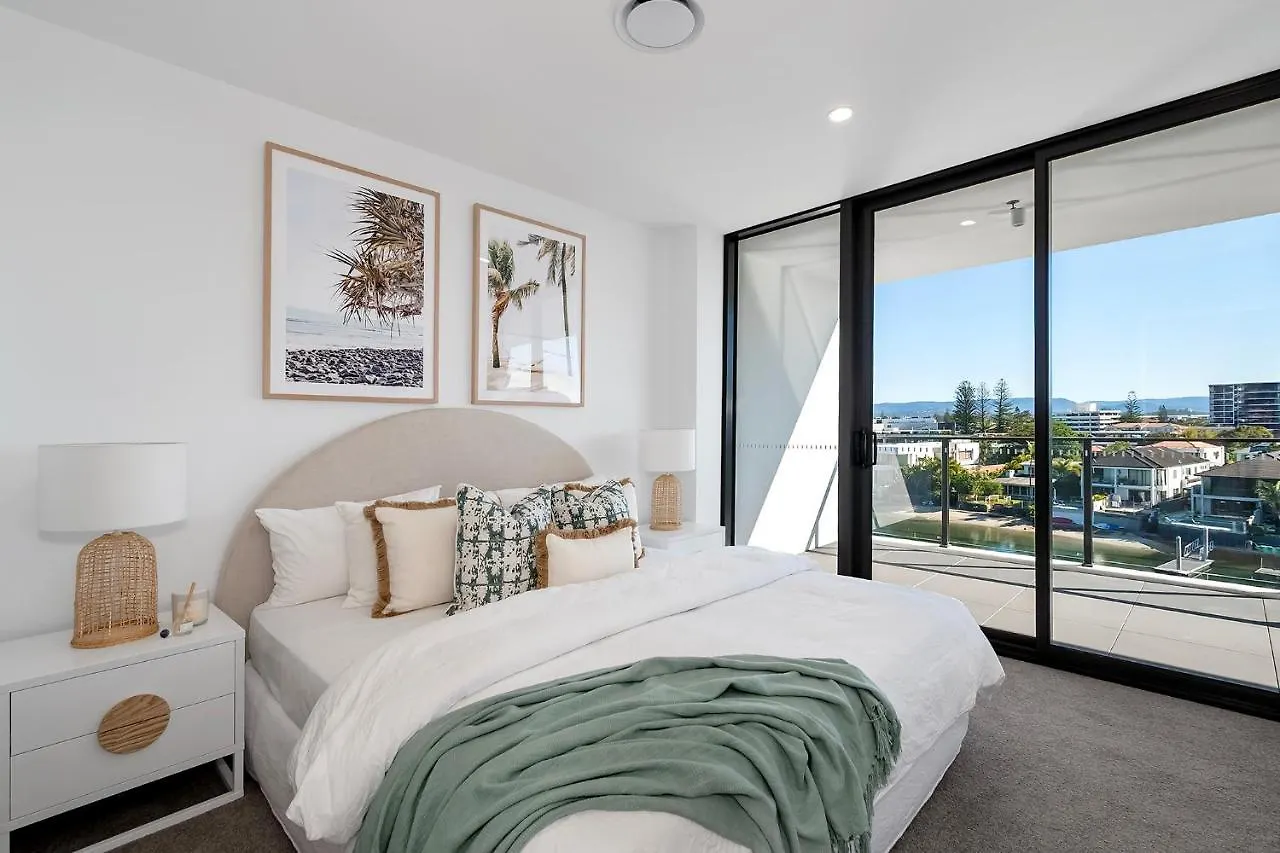 Essentia Surfers Paradise Appartement