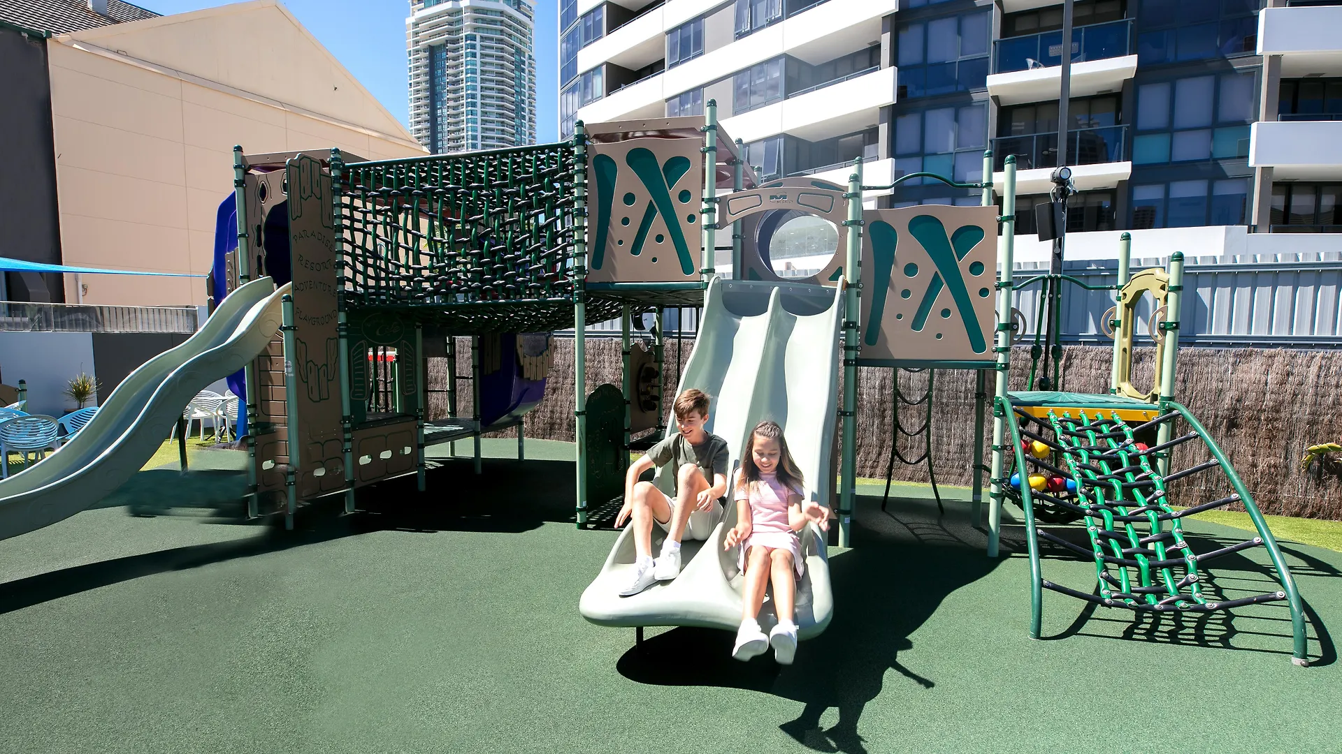 Paradise 4* Gold Coast