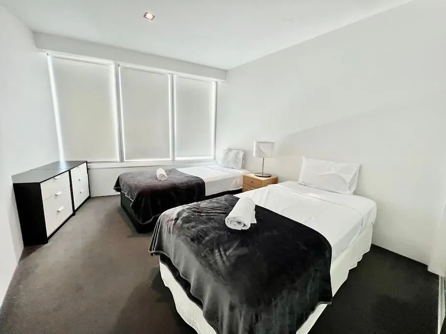 Apartment Q1 1709 *