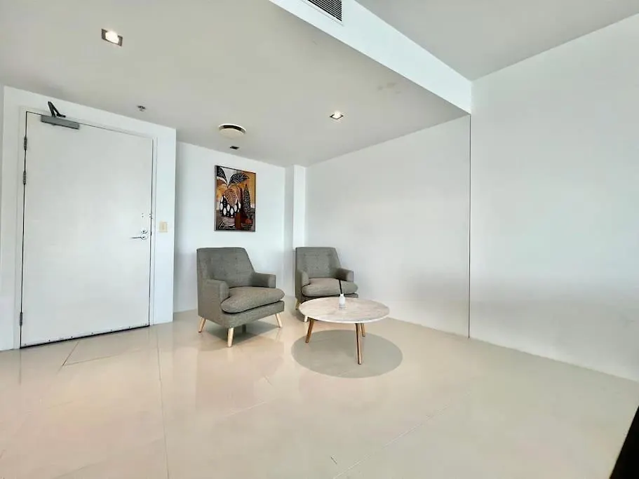 Apartment Q1 1709 Gold Coast