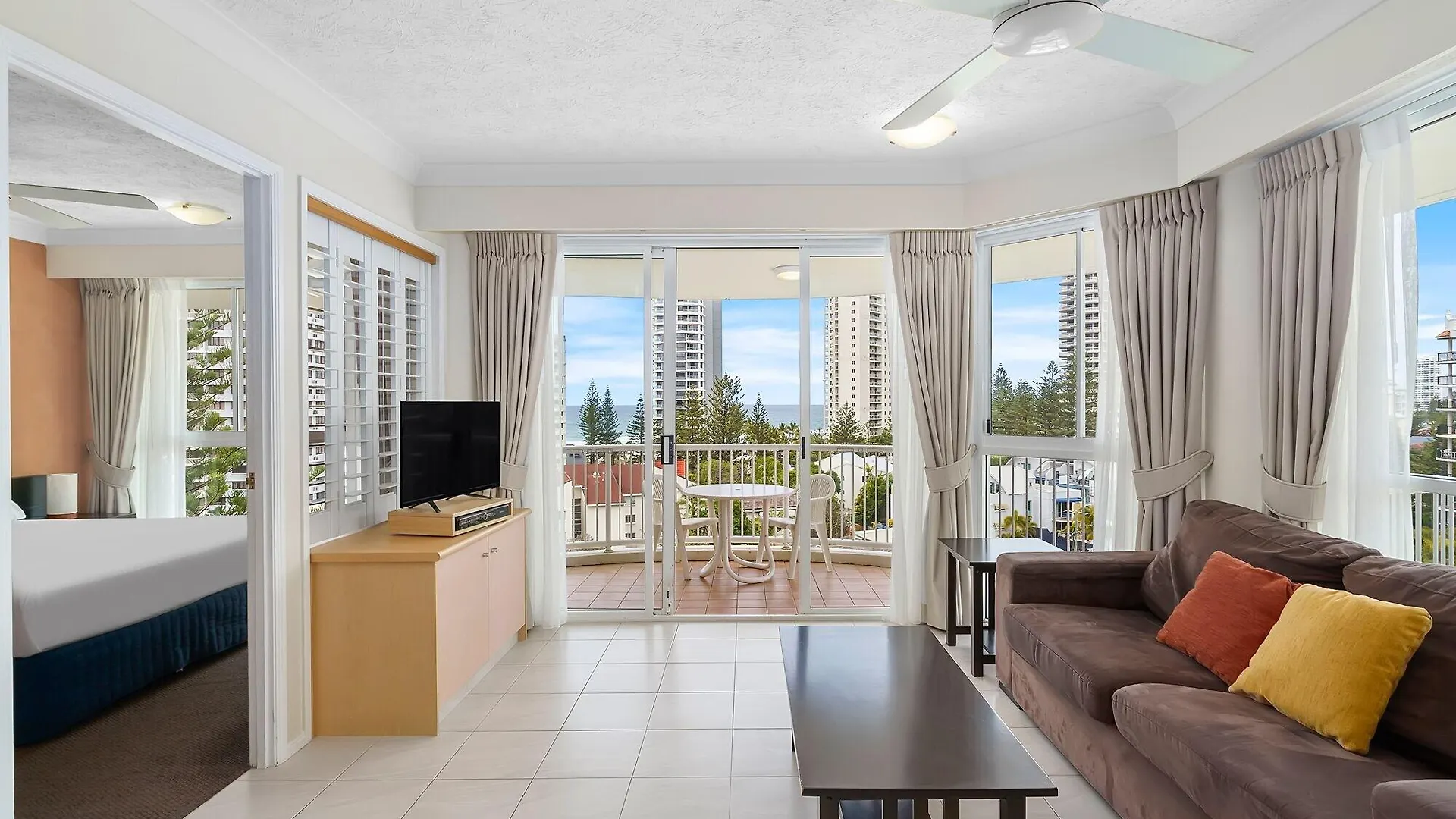 Surf Parade Aparthotel Gold Coast