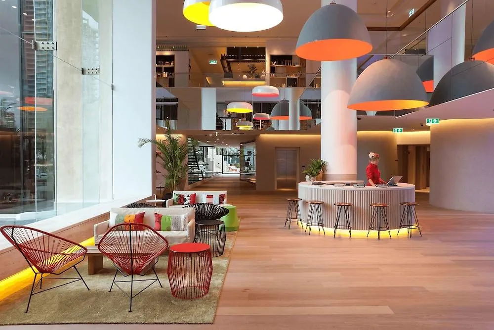 Qt Hotel