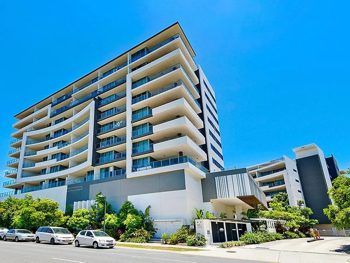 Harbour Quays Hotel 4*