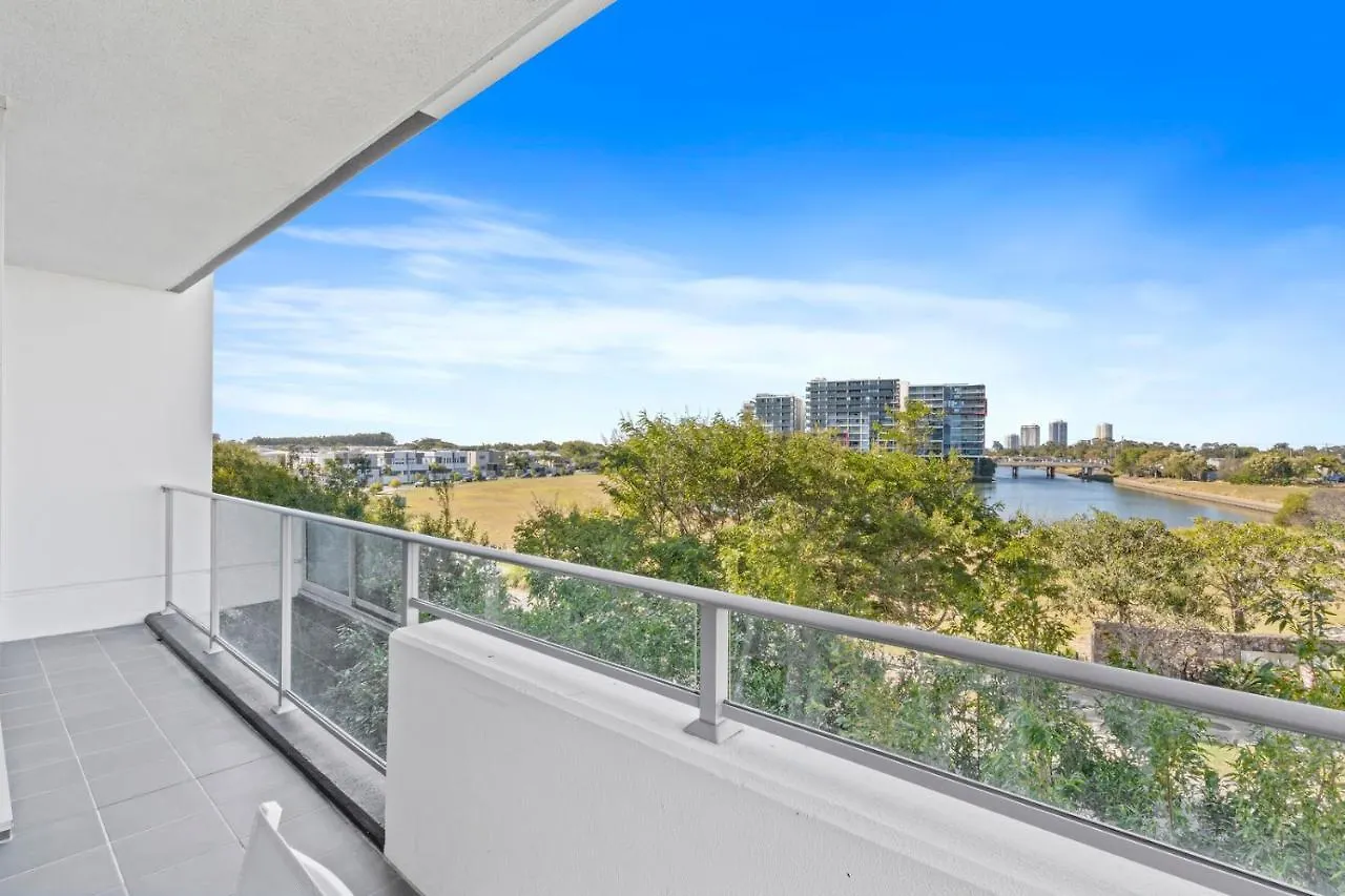 Harbour Quays Hotel 4*