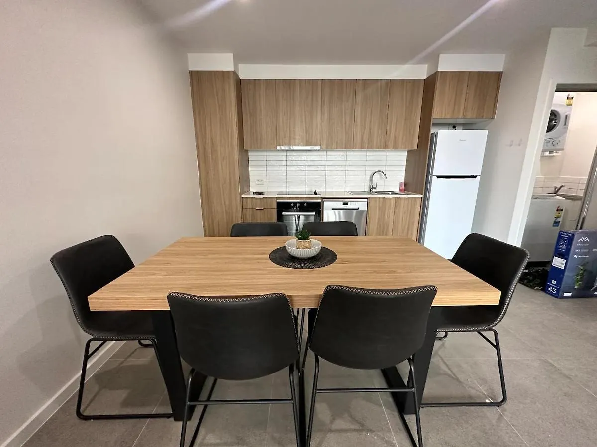 Apartamento 3bd 1 Block From Brand New