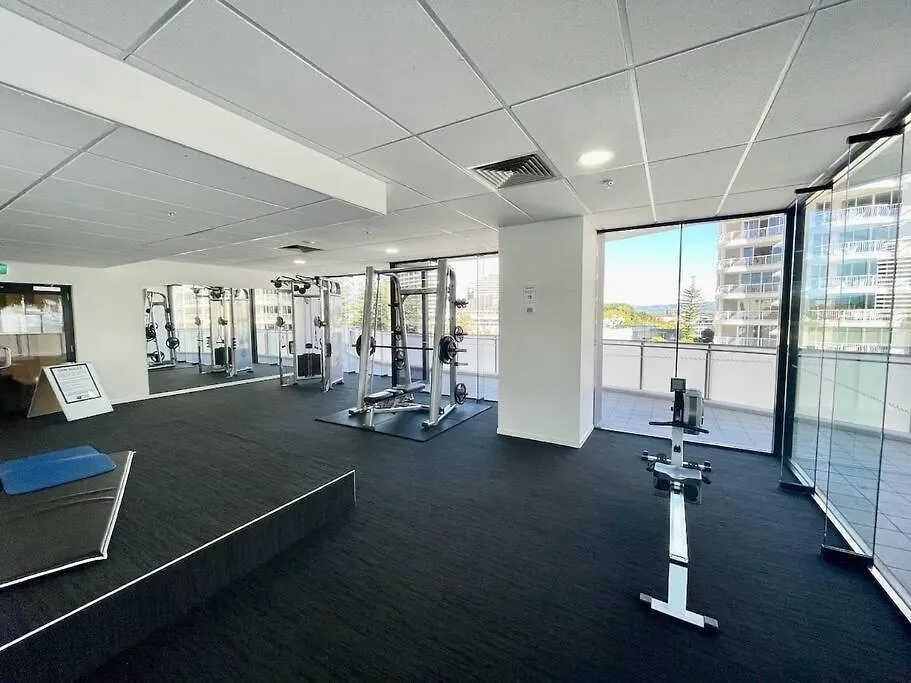 24th Floor Luxury, The Wave Broadbeach Apartment *