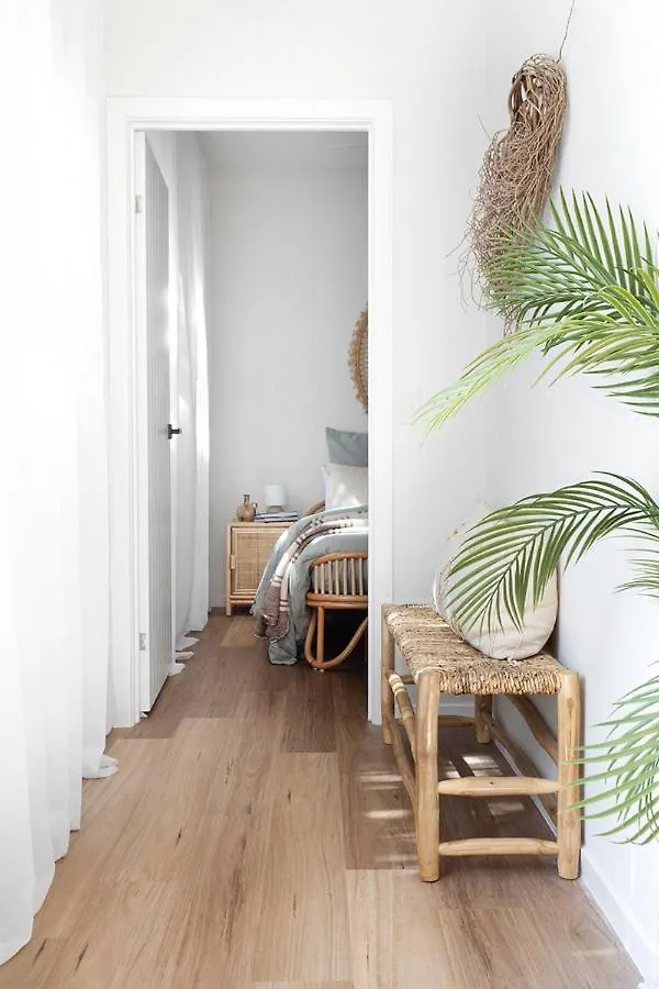 Currumbin 1 Bedroom - Steps From The Beach! Apartman