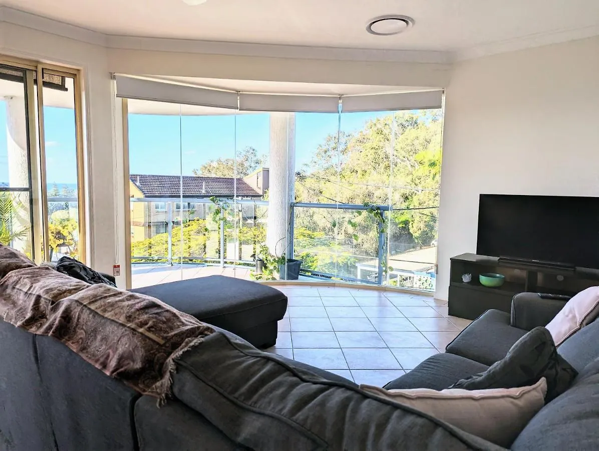 Burleigh Breeze * Gold Coast
