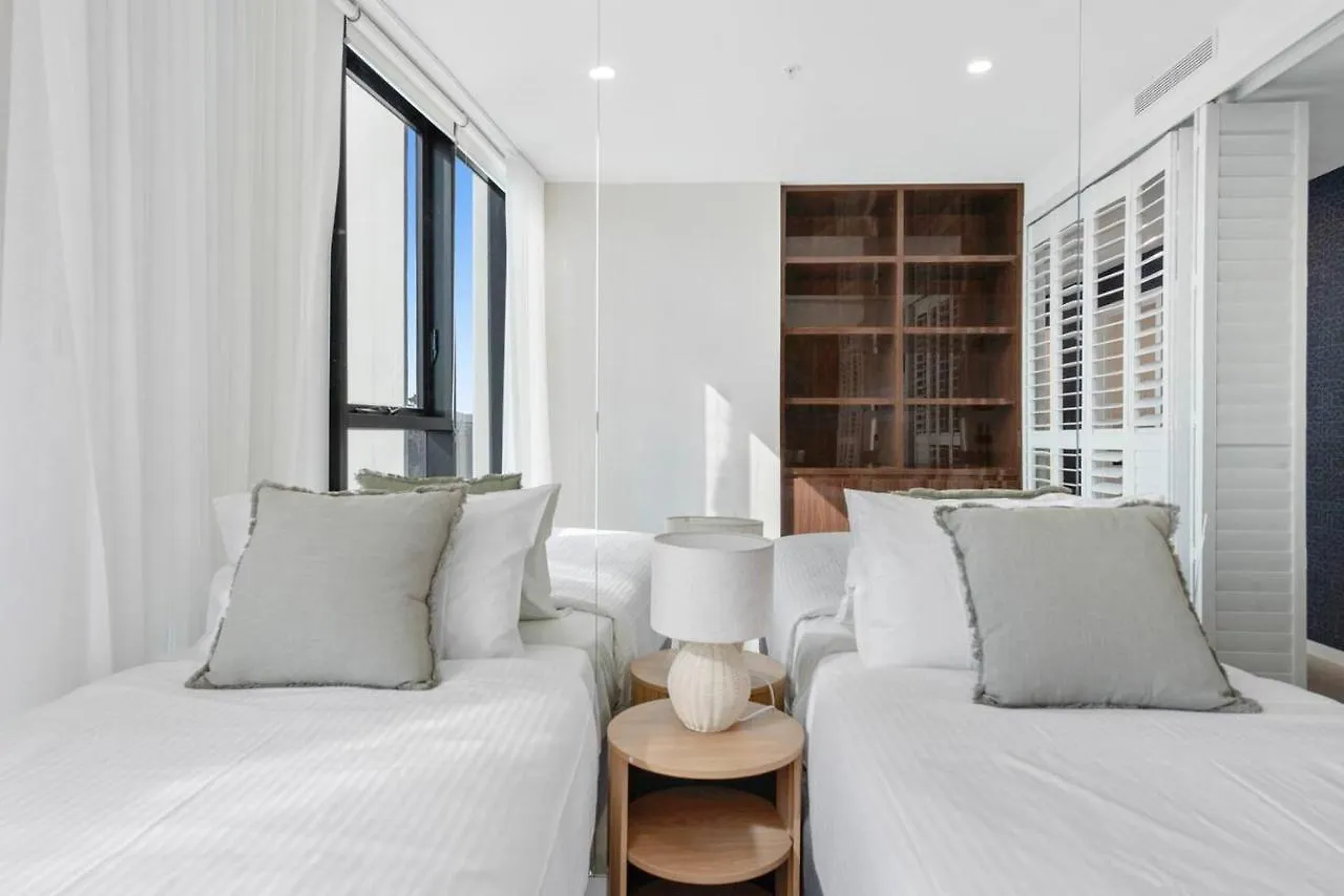 Glistening Horizons - Luxe Coastal Living Διαμέρισμα *