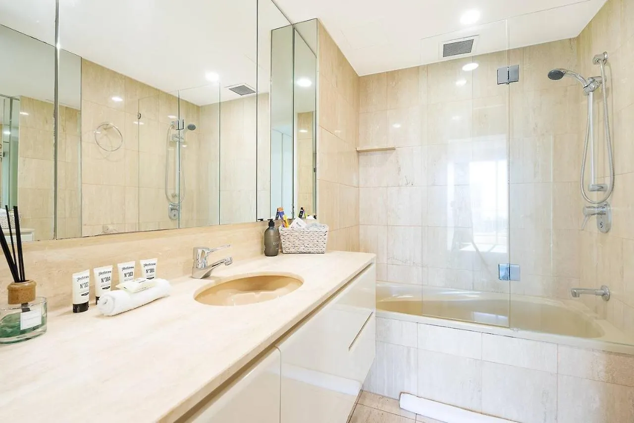 Retro Main Hidden Gem With Waterfront Views Gold Coast
