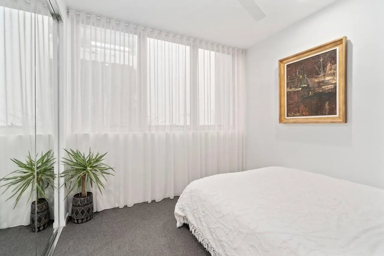 'tropical Tides' Resort-style Chic At Palm Appartement Gold Coast