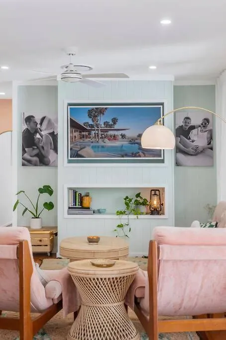 Palm Springs In Prime Location Gold Coast