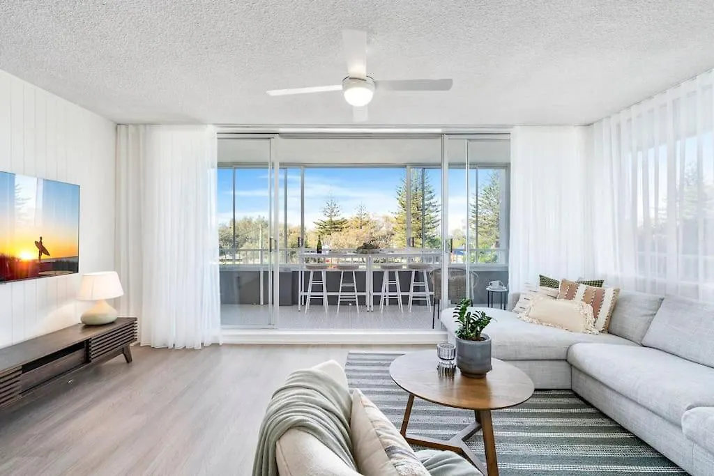Beachfront Bliss 2 Bd Broadbeach *